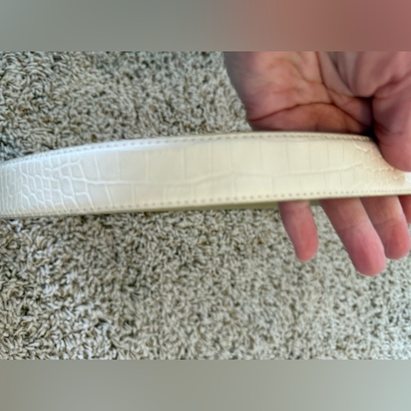 Express Cream Croc Embossed Belt with Gold Buckle - Picture 4 of 4